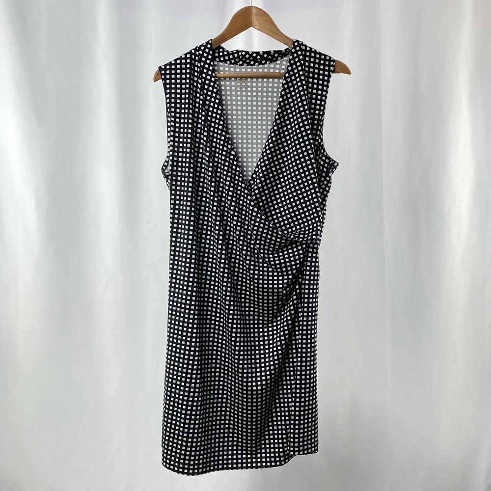 Tail Sleeveless Dress in Black White Check Size‎ Extra Large